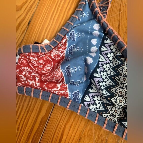 MinkPink Bikini Top - Picture 2 of 6